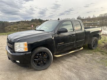 Chevrolet Silverado