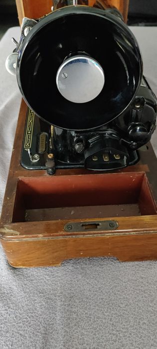 Antyk maszyna do szycia Singer 99k