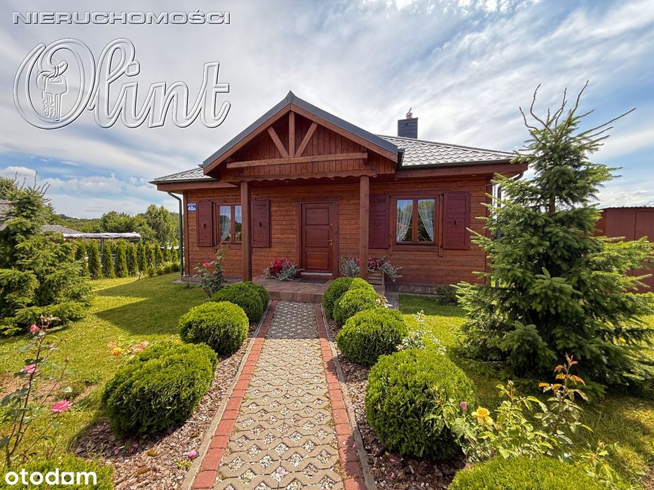 Dom nad jeziorem z pomostem