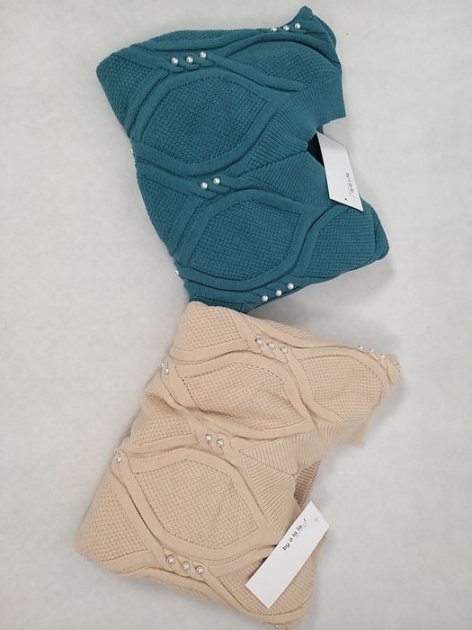 By o la la..! Sweter perełki turkus