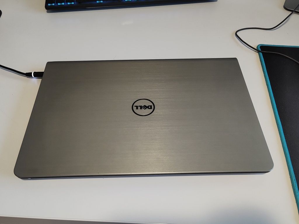 Laptop DELL Intel i7 dotykowy ekran SSD 256 Gb