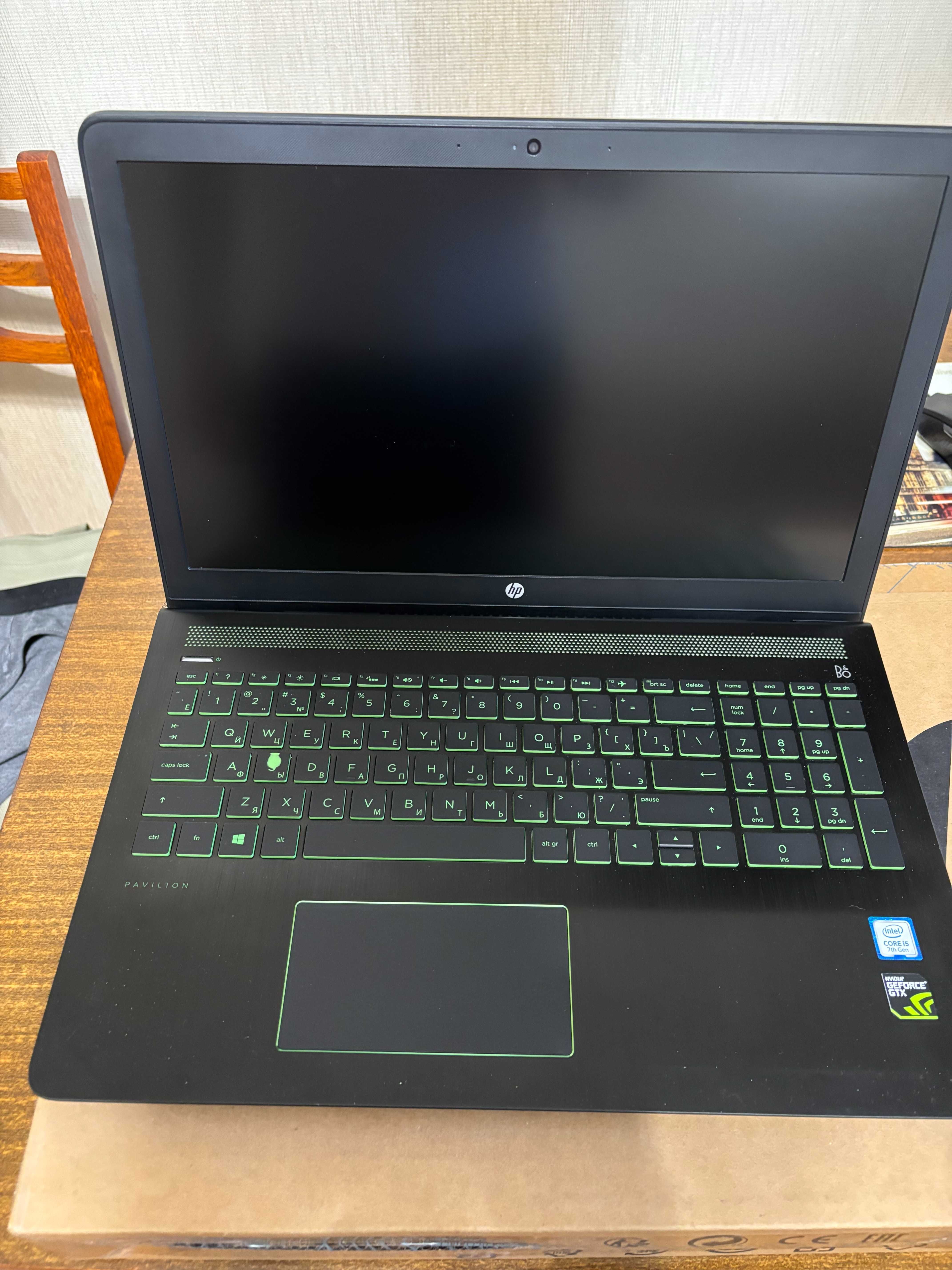 HP Pavilion 15 i5-7300HQ GTX 1050 16GB RAM