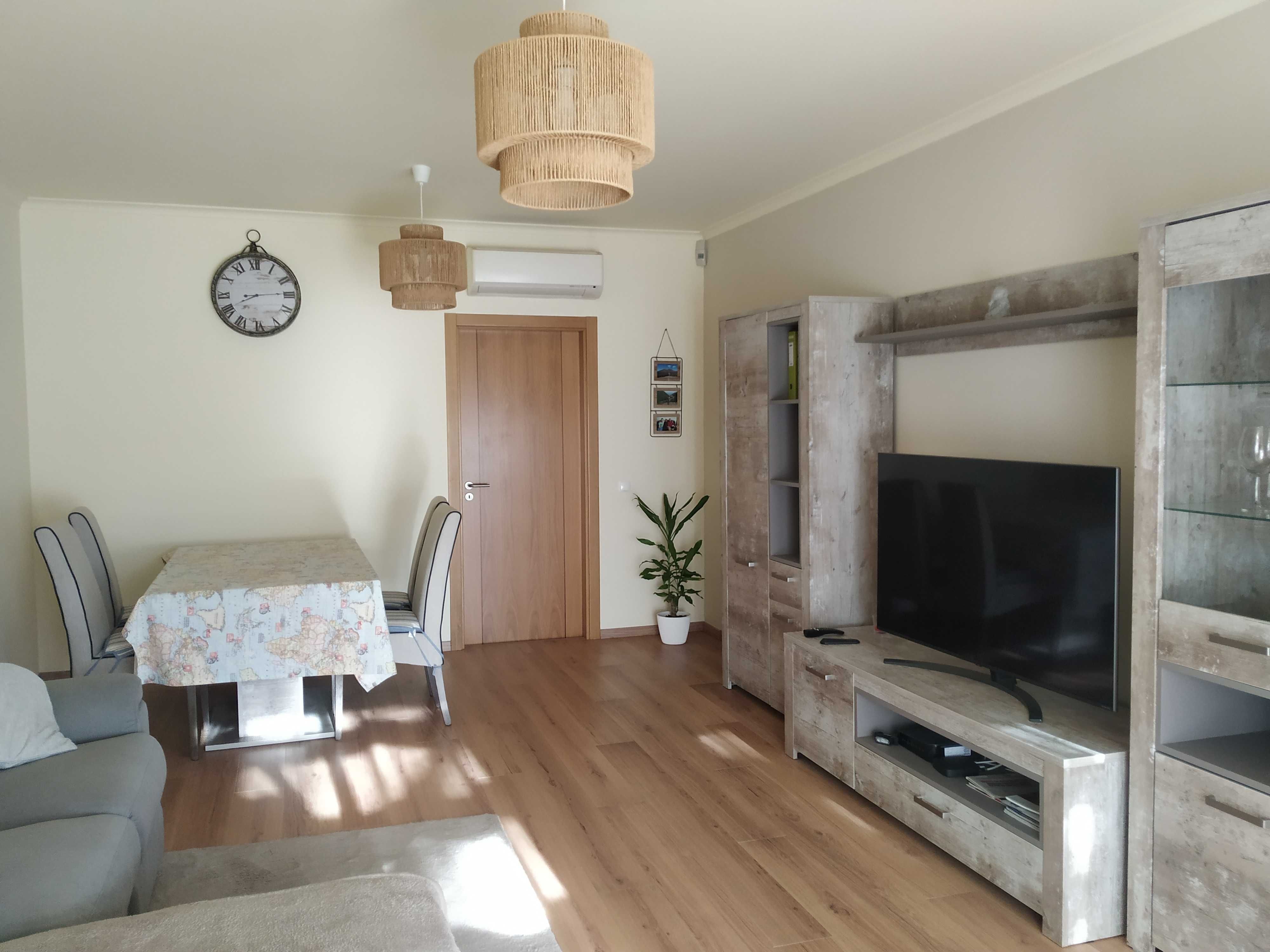 Arrendamento de apartamento t2 na rua Tó Quim Barreto, 3