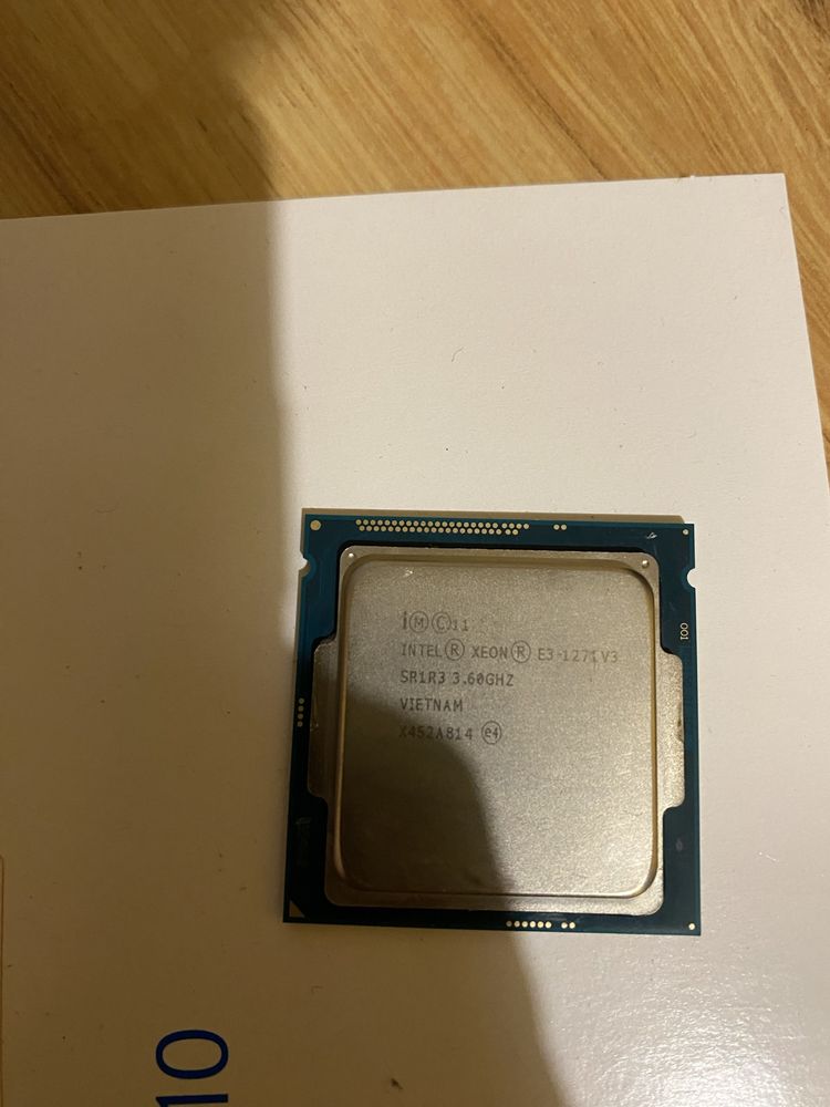 Intel XEON 1271 v3