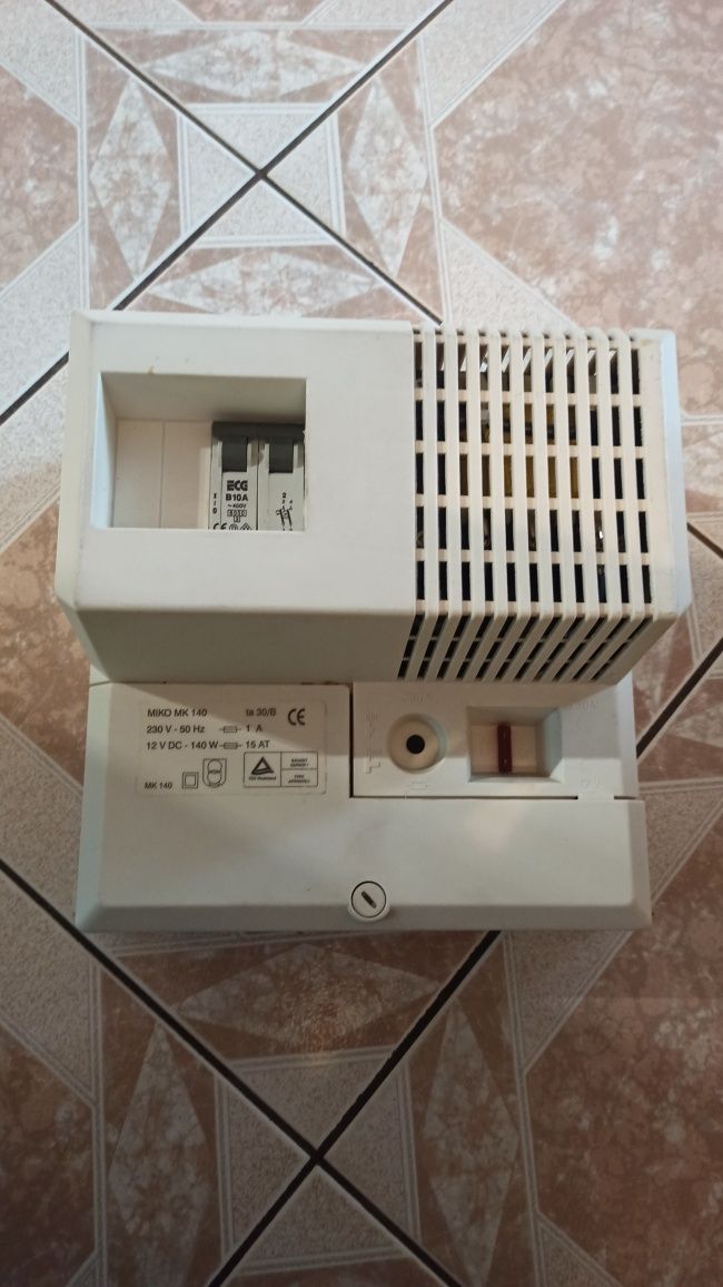 Elektroblok zasilacz do kempingu kampera Dometic Miko mk 140