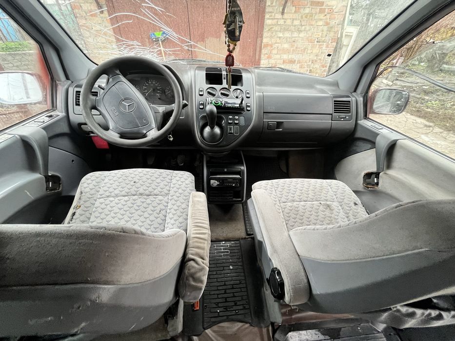 Продам мересед вито в хорошем стане