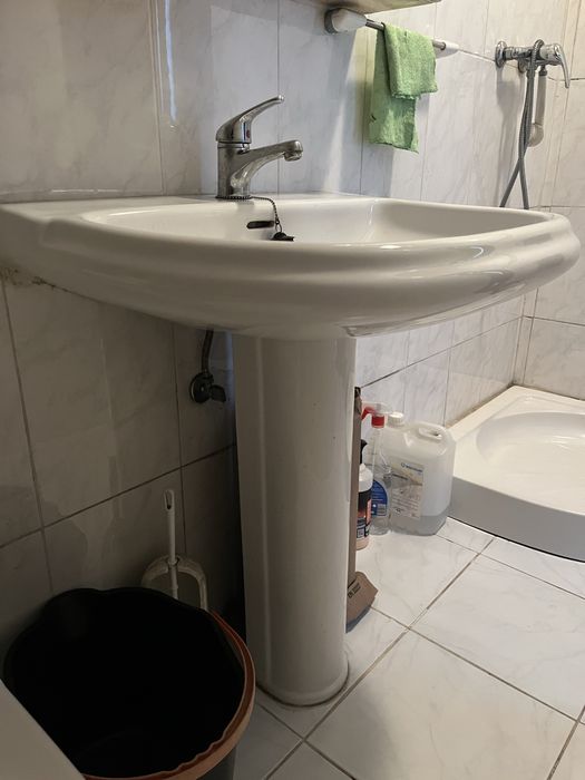 Conjunto de louça de casa de banho