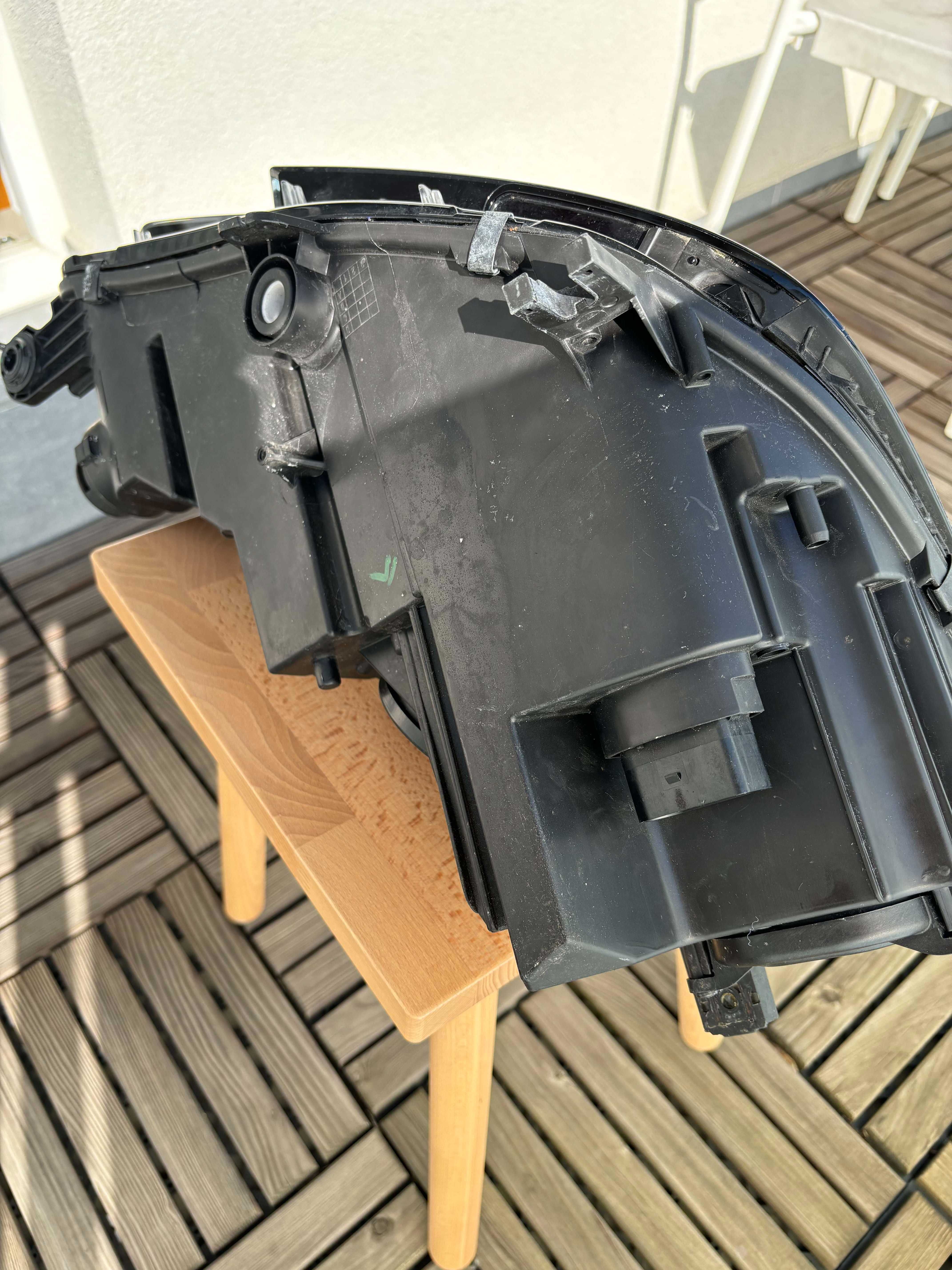 Lampa Audi A4 B9 USA - oryginał, bardzo ładny stan