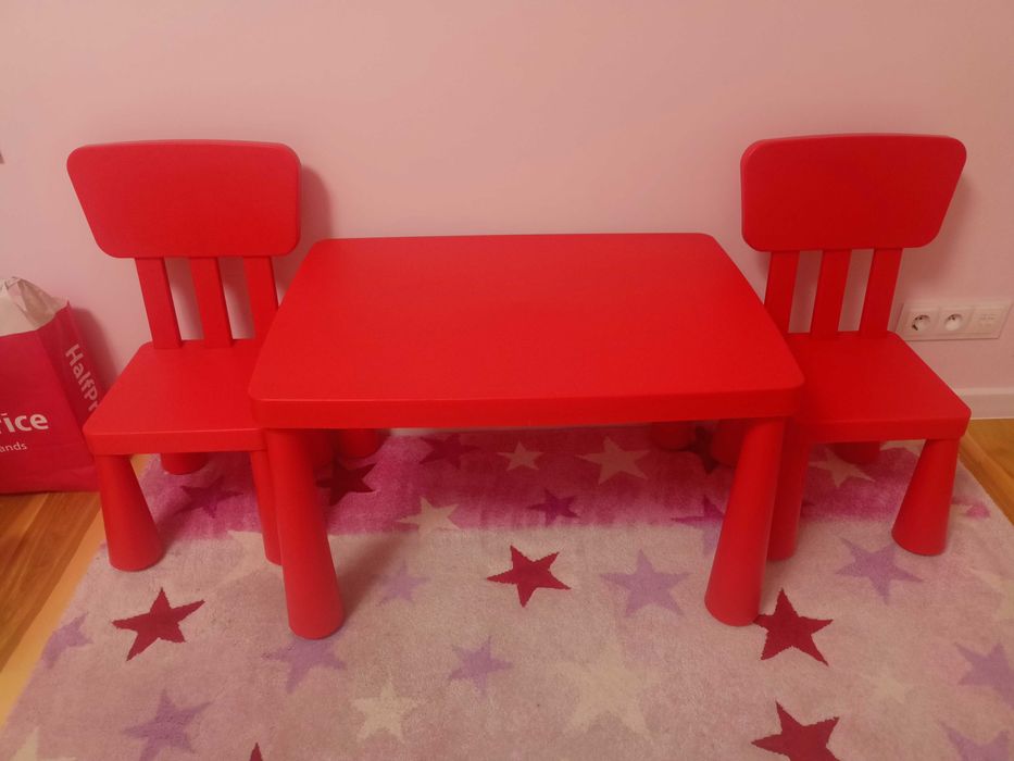Używane dwa krzesełka i stolik Ikea Mamut