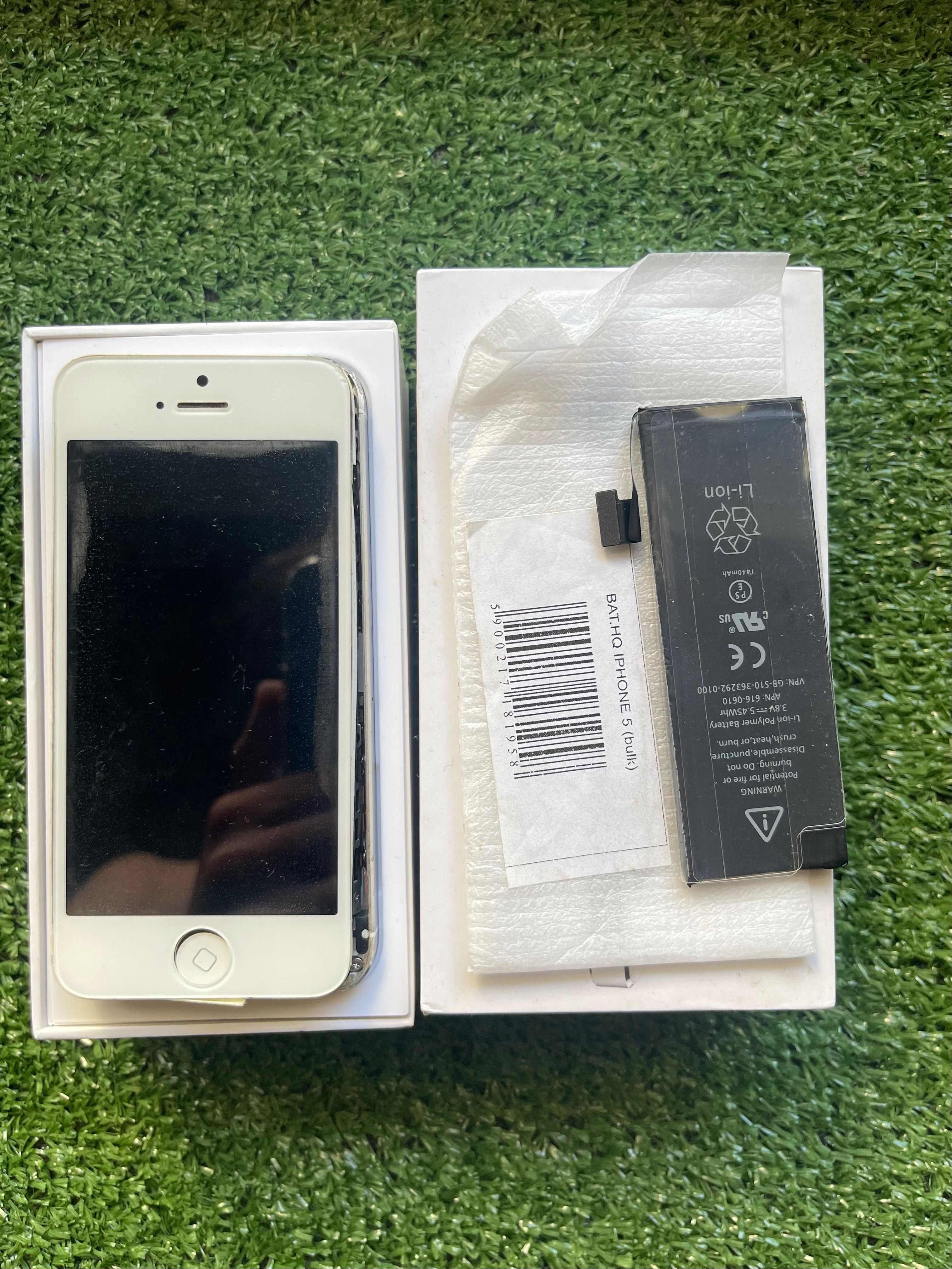 iPhone 5s p/ peças + bateria nova