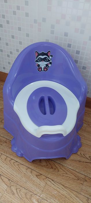 Продам детский горшок