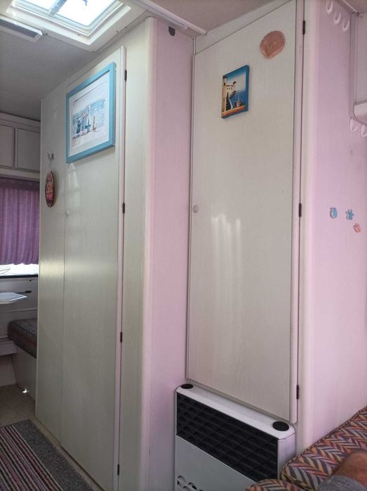 Caravana Adria Linea em muito bom estado