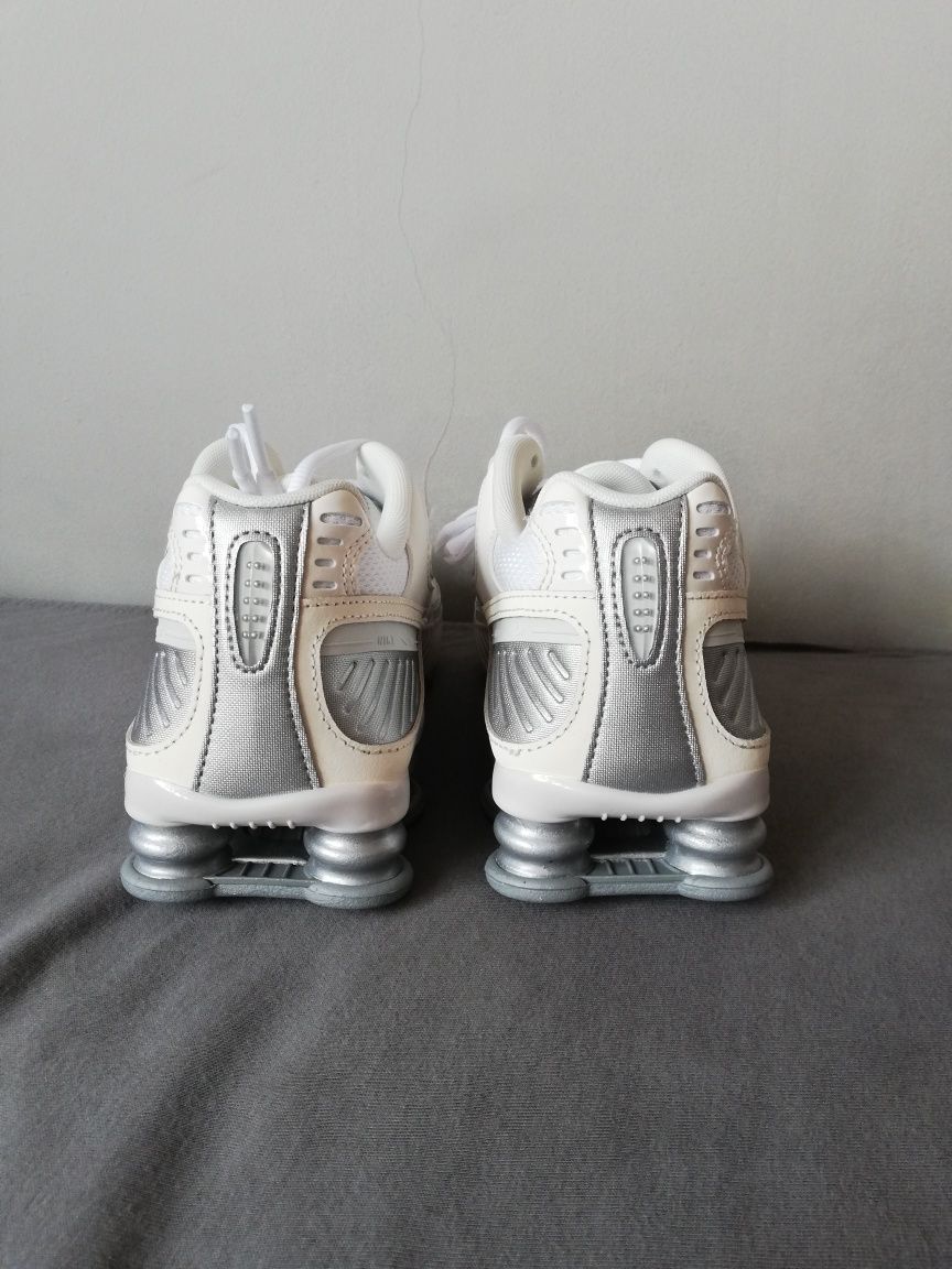 Sprzedam nowe buty NIKE SHOX ENIGMA