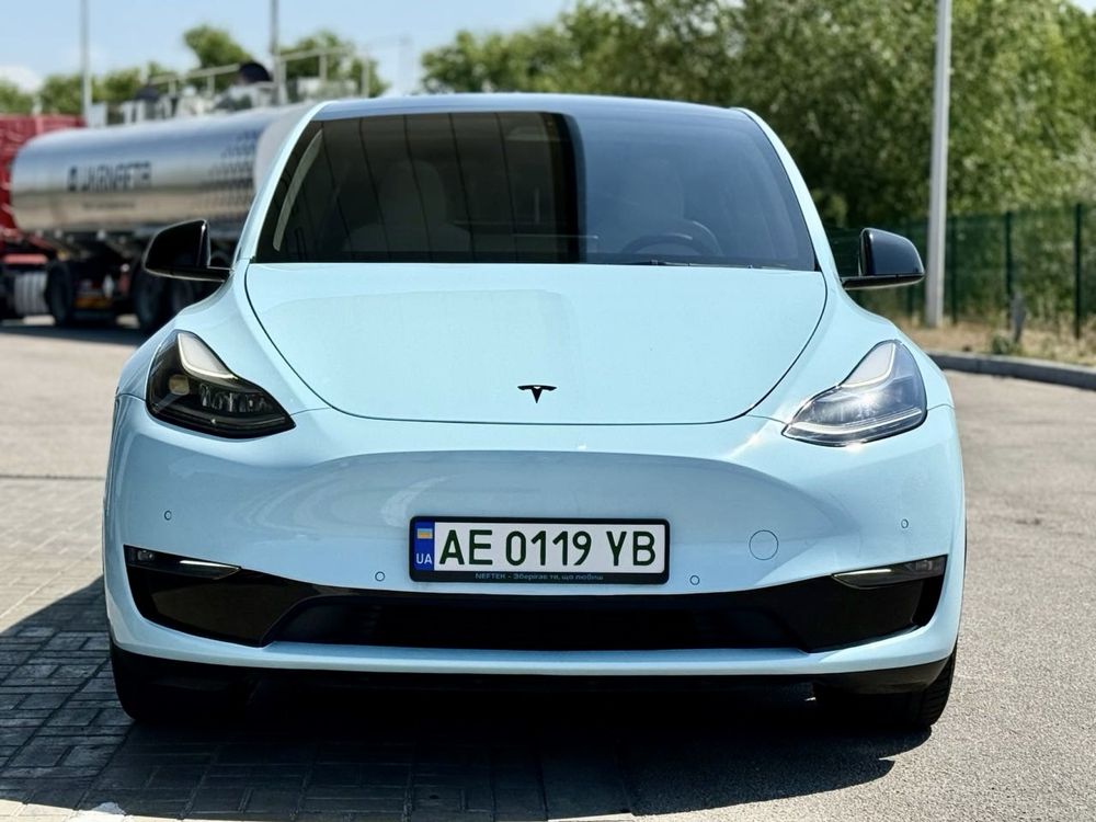 Продам Tesla Y Performance