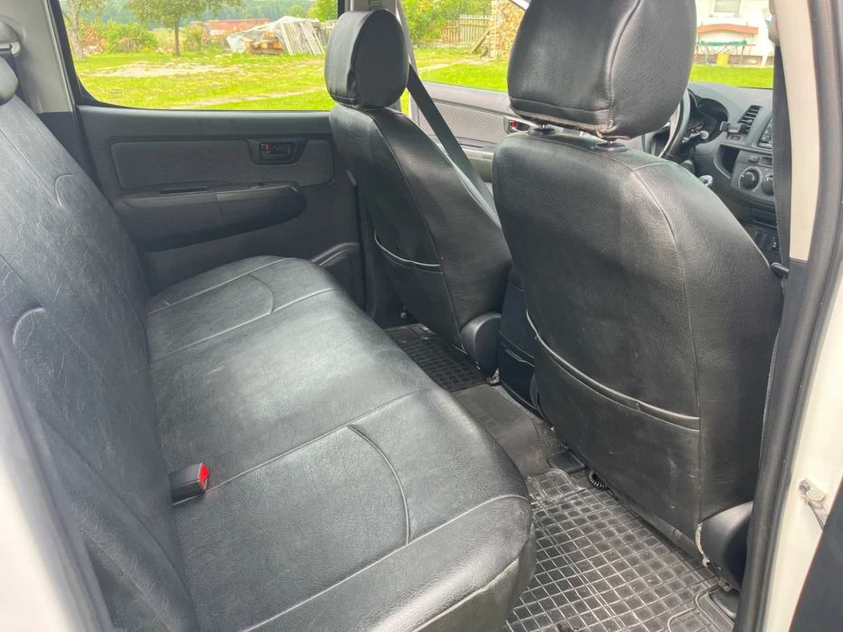 Toyota Hilux      2016