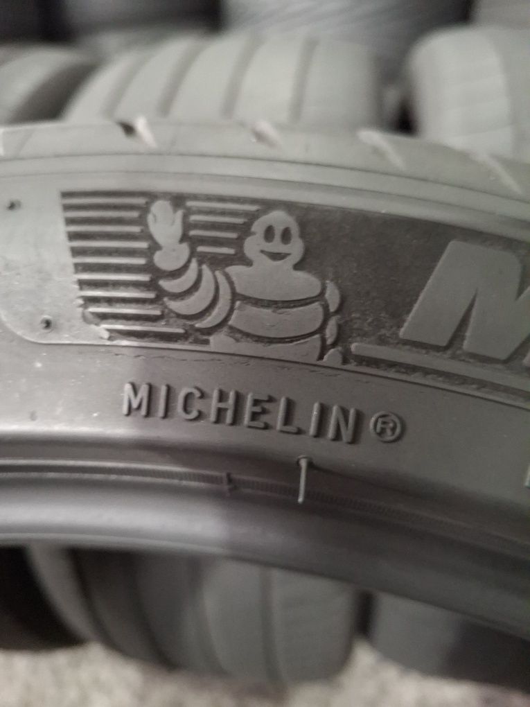 Літні шини б/у 235/40 R18 91W Michelin Primacy 4 (склад з європи)
