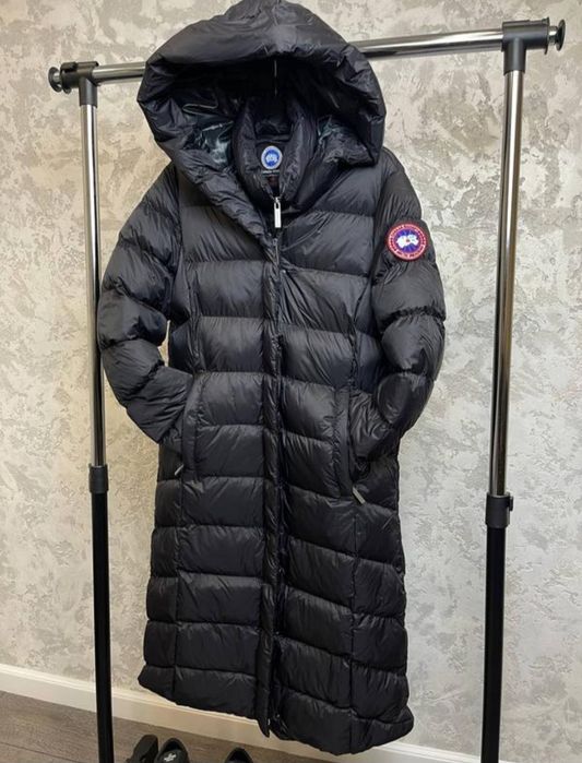 Жіноча зимова куртка Canada goose
