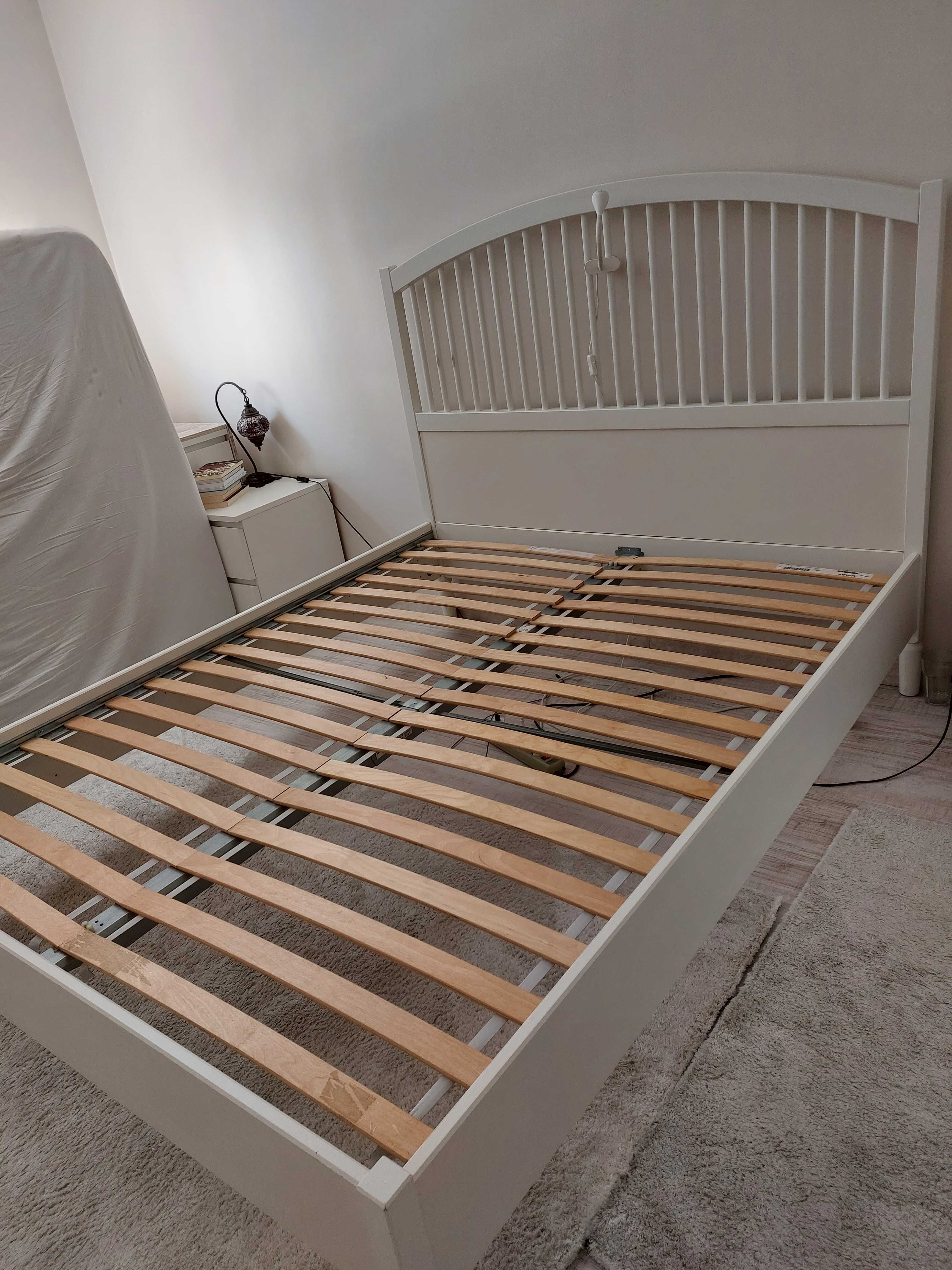 Cama madeira vintage branca ikea 200cm x 160cm