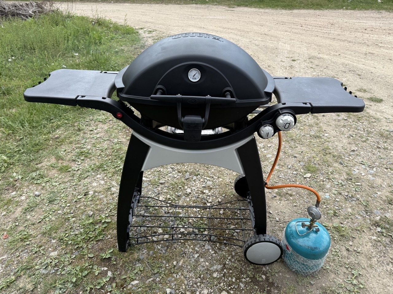 ГАЗОВИЙ Гриль WEBER Q3200 комплект+ Ліхтарик