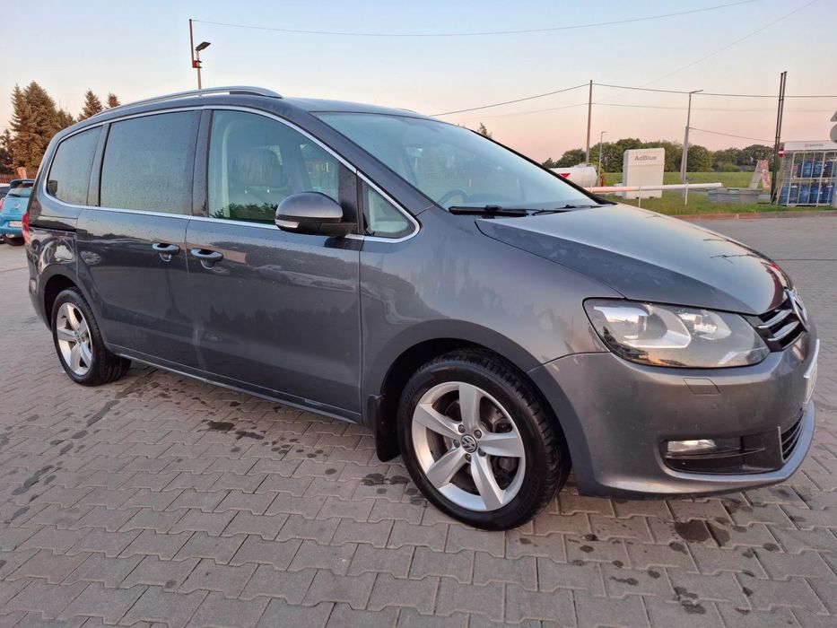 Volkswagen Sharan VW SHARAN 4Motion Xenon Hak 7 Osobowy Webasto  Szklany Dach Alu