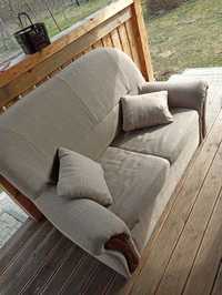 Jasna sofa 150x80 z poduszkami Kanapa