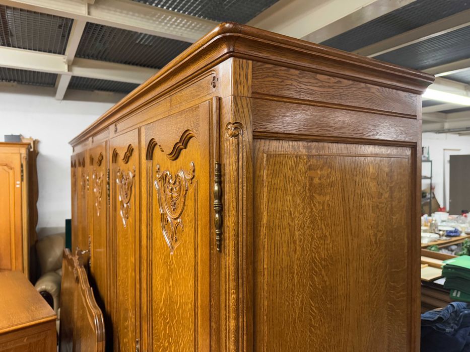 Sypialnia Ludwik szafa pięciodrzwiowa komoda łóżko szafki nocne zestaw