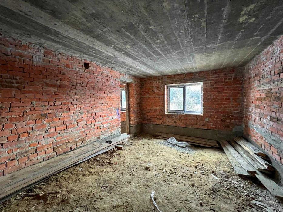 Продаж/Готель/0 цикл/Без ремонту/Східниця/Карпати/Львівська область
