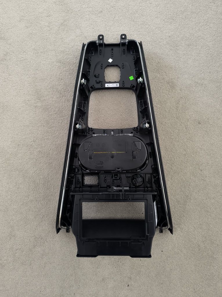 Consola Central Mercedes-Benz CLA 250e