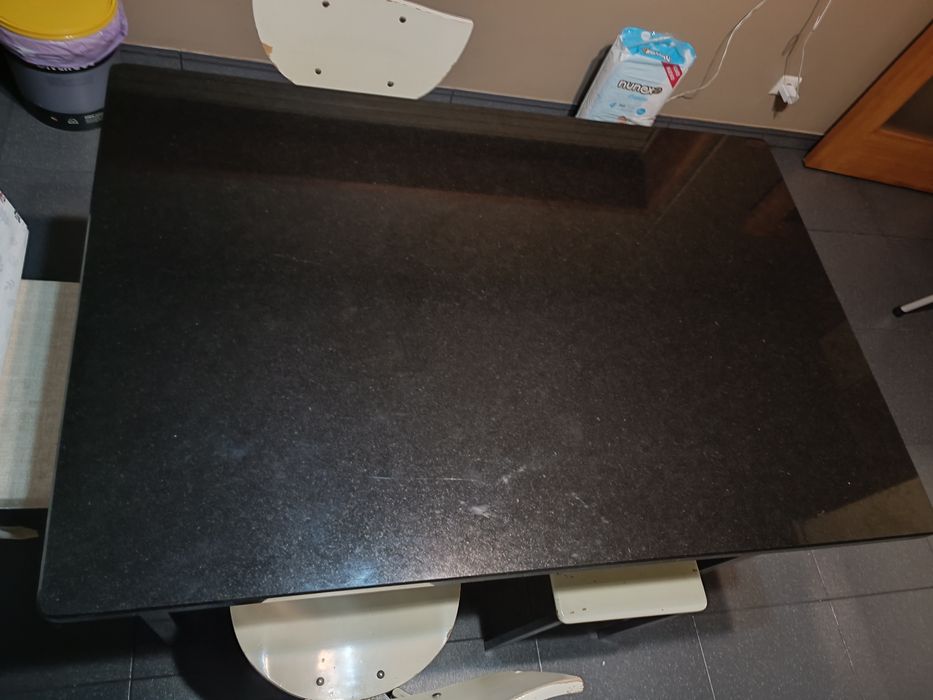 Mesa de cozinha 6 lugares