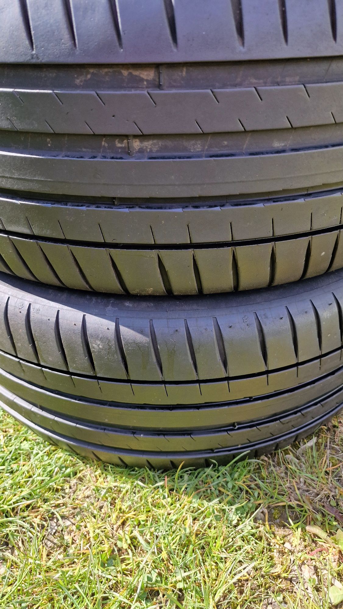 Michelin Pilot Sport 245/45 ZR18