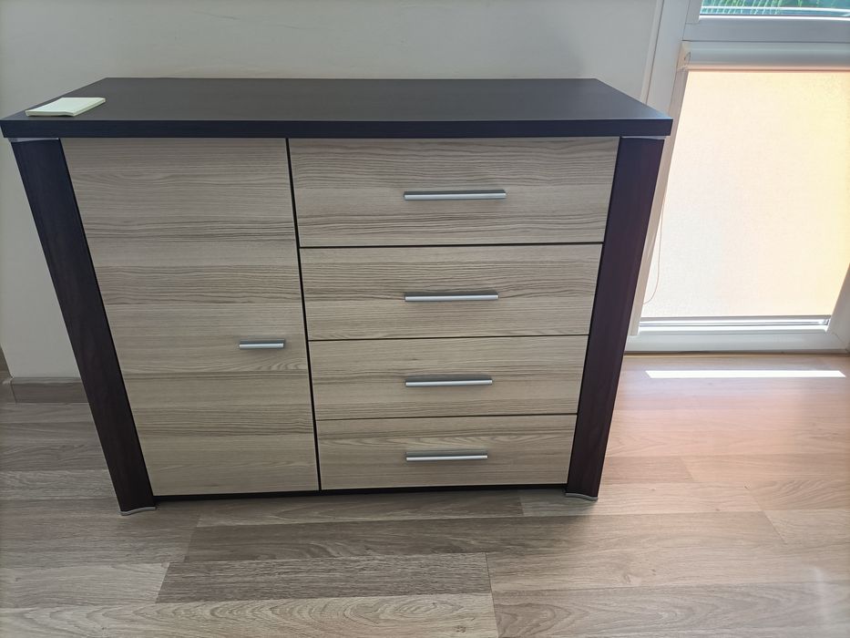 Zestaw mebli w bardzo dobrym stanie