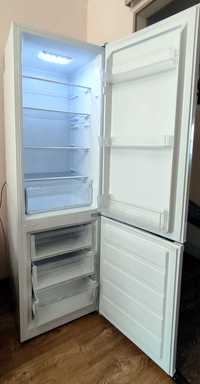 Холодильник DELFA DBFM-180 в ідеальному стані