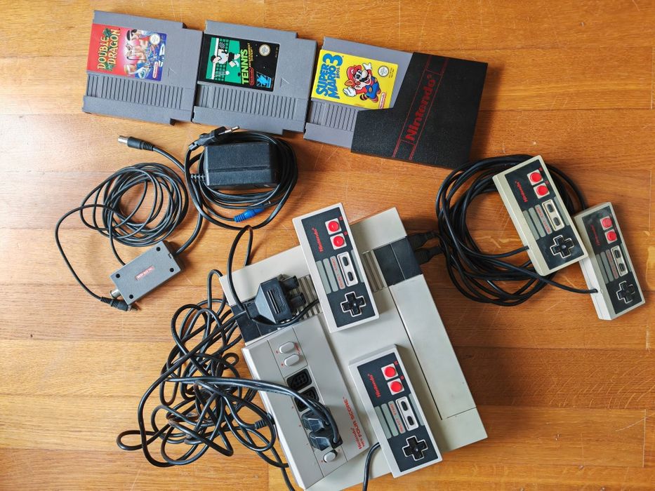 Consolas jogo - SEGA e NINTENDO