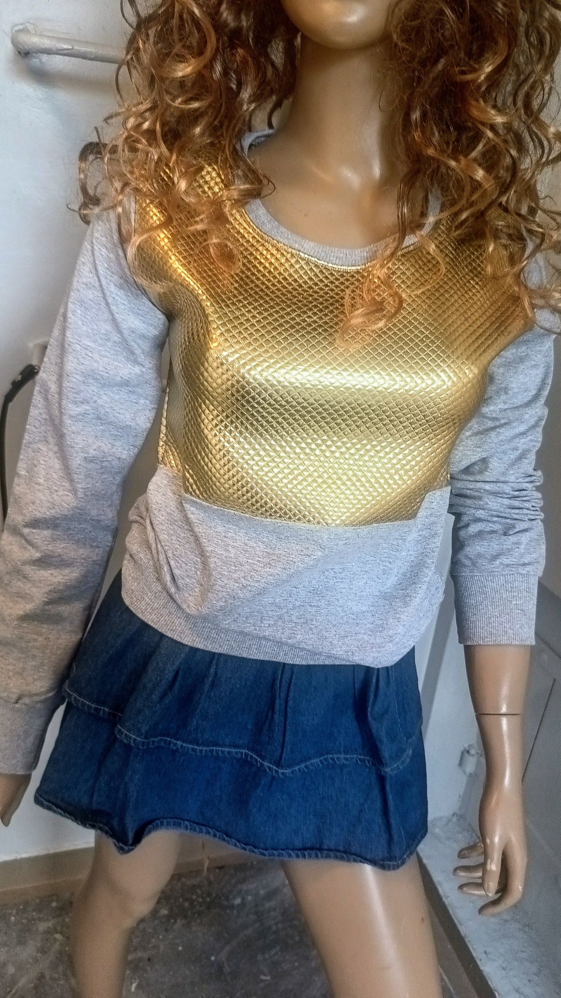 Elegancka bluza szara z złotymi wstawkami UNI