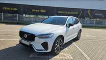 Volvo XC 60 Volvo XC60 2.0D R-Design rok modelowy 2022-lifting