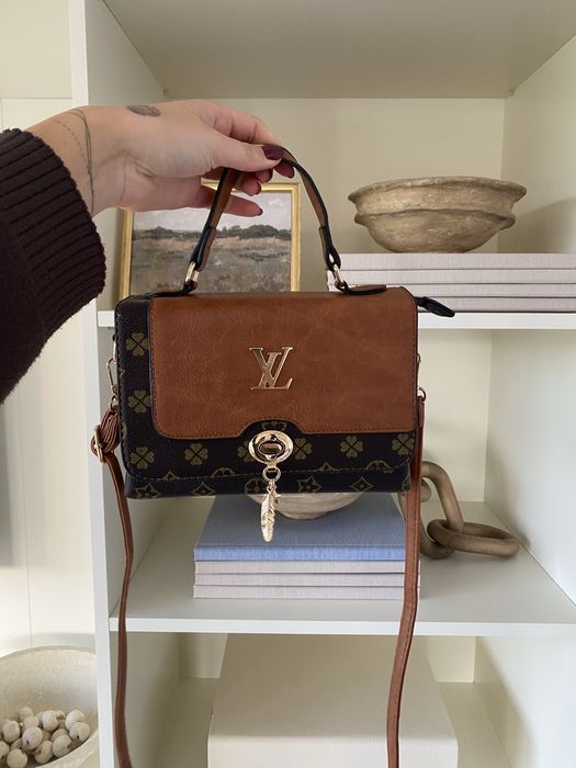 Torebka listonoszka kuferek nowa