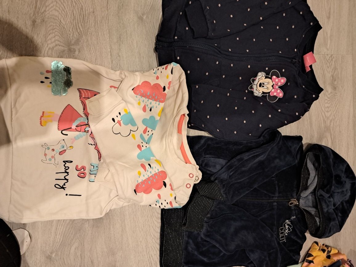 Paka zestaw ubranek 92 bluzeczki legginsy sukienki bluzy