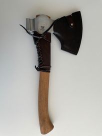 Siekiera wykonana przez VikingArt Pracownia Kowalska - bushcraft