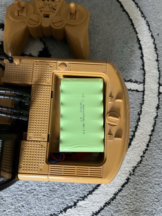 Koparka dla dzieci zdalnie sterowana