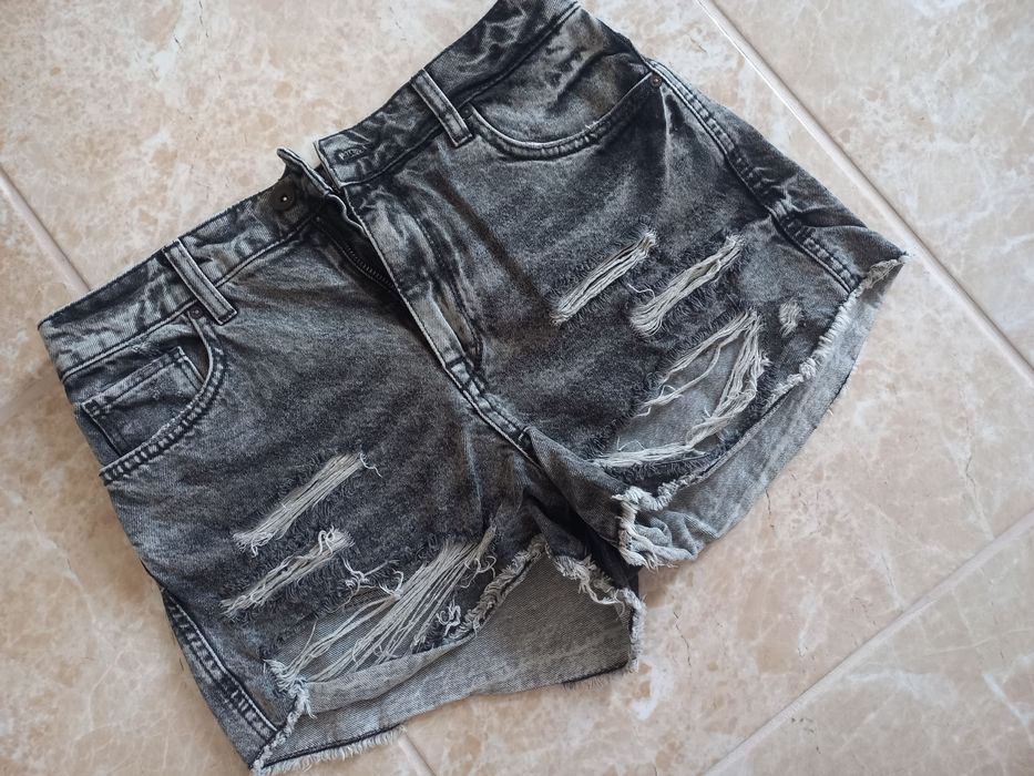 Джинсові шорти жіночі