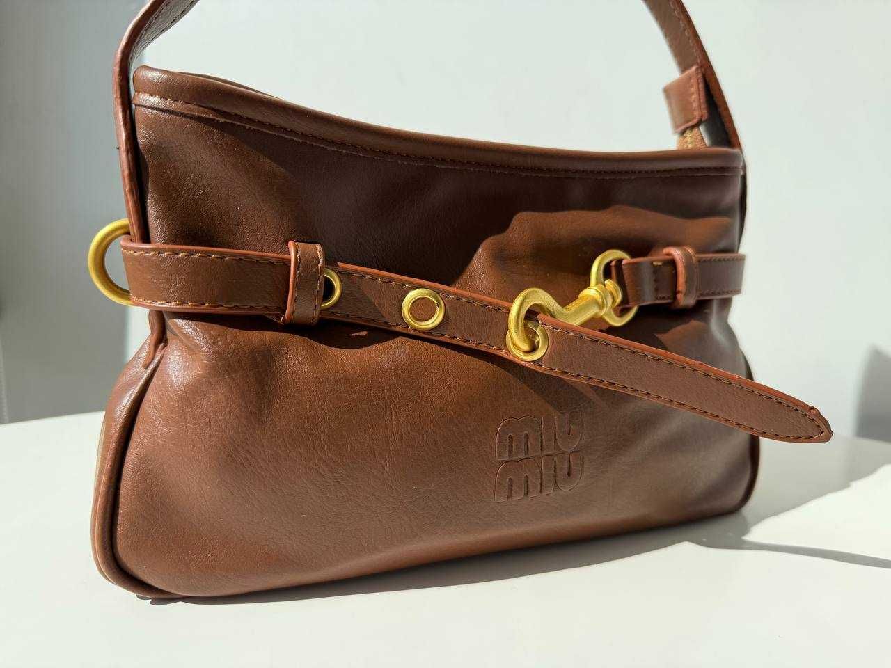 Сумочка MIU MIU зі шкіри