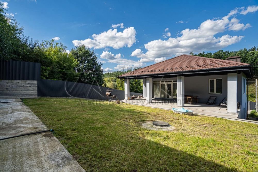Продаж будику 200м2 , 8 соток, Гатне