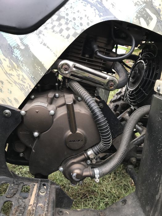 Продам квадроцикл Хамер 250кубів