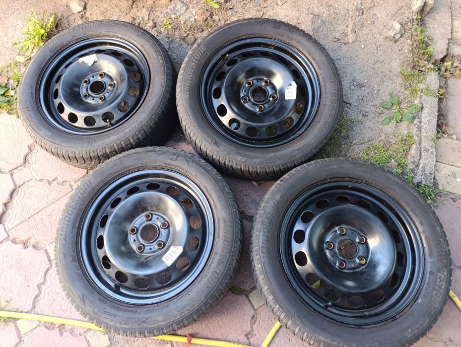 Диски стальні r16 5*112 Vw Golf Jetta Caddy Skoda Octavia A5 А7 +шини