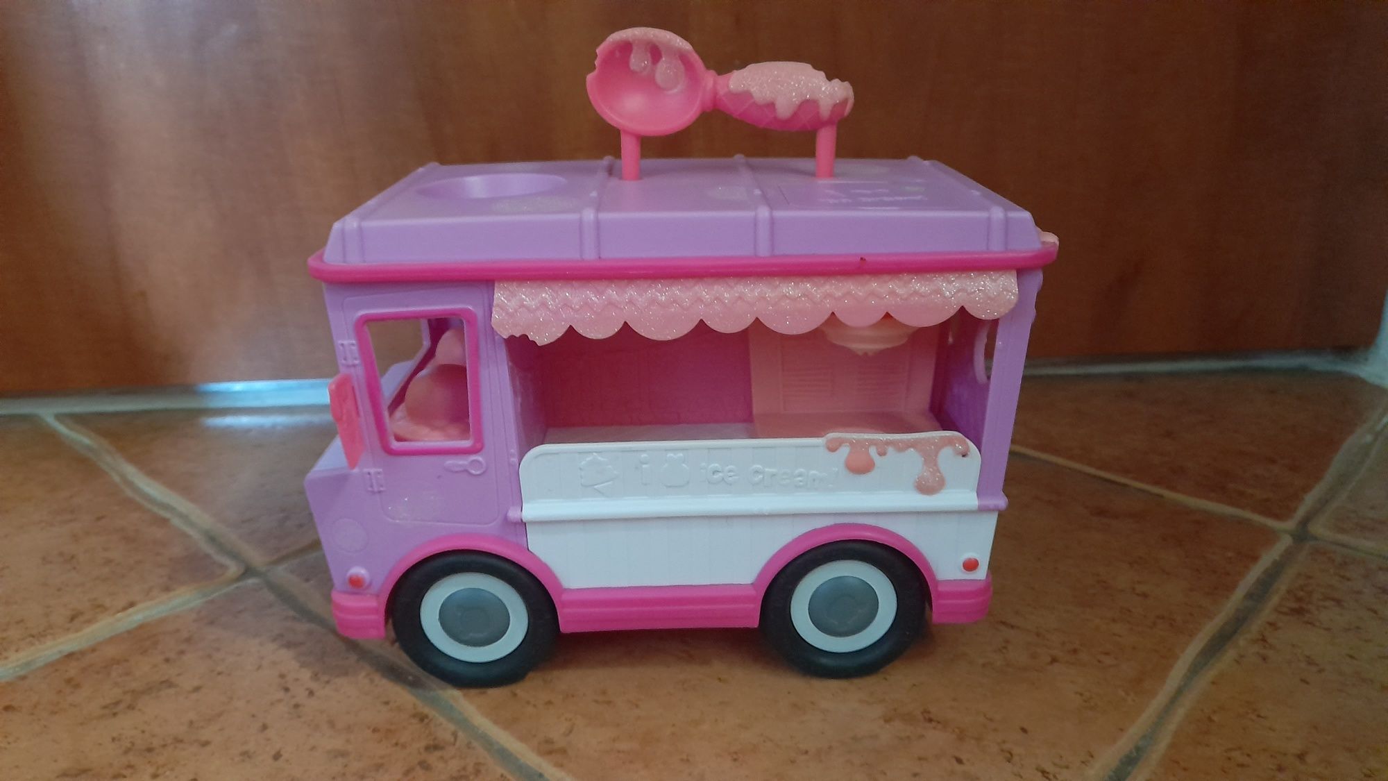 Autobus,samochod num noms + gratis auto