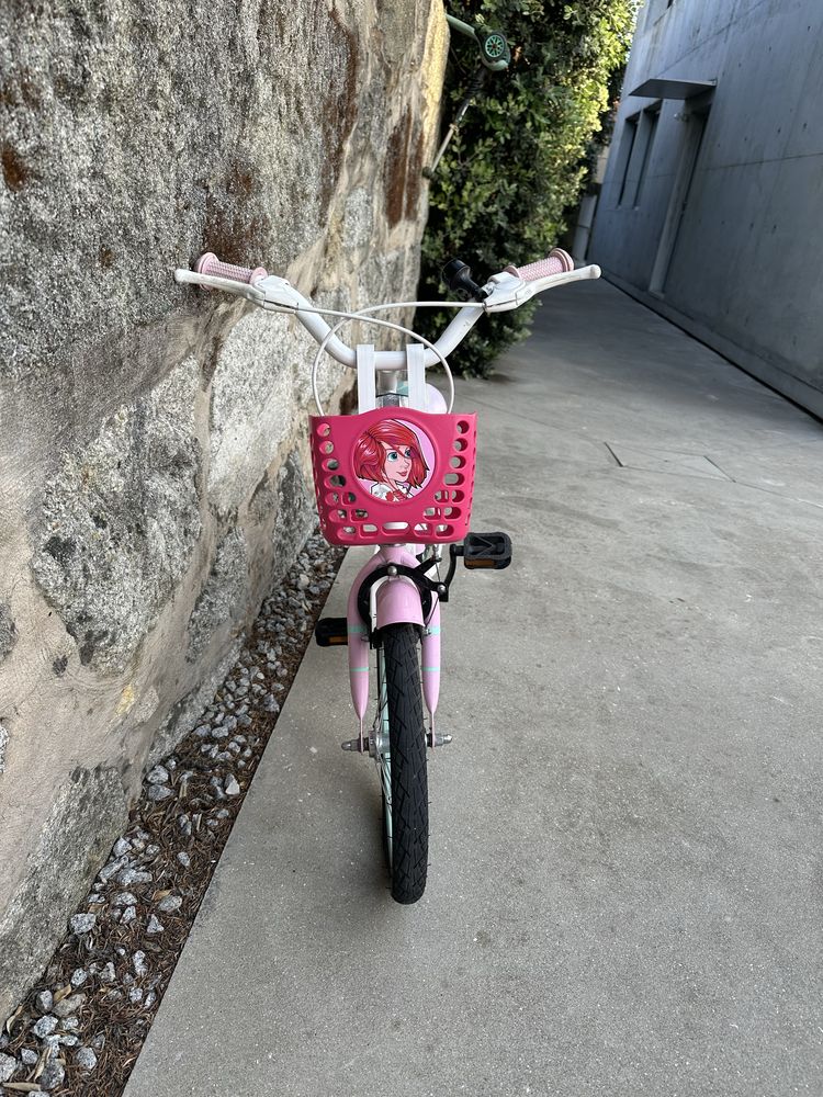 Bicicleta criança com rodinhas