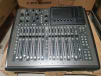 Na sprzedaż Behringer X32 Compact