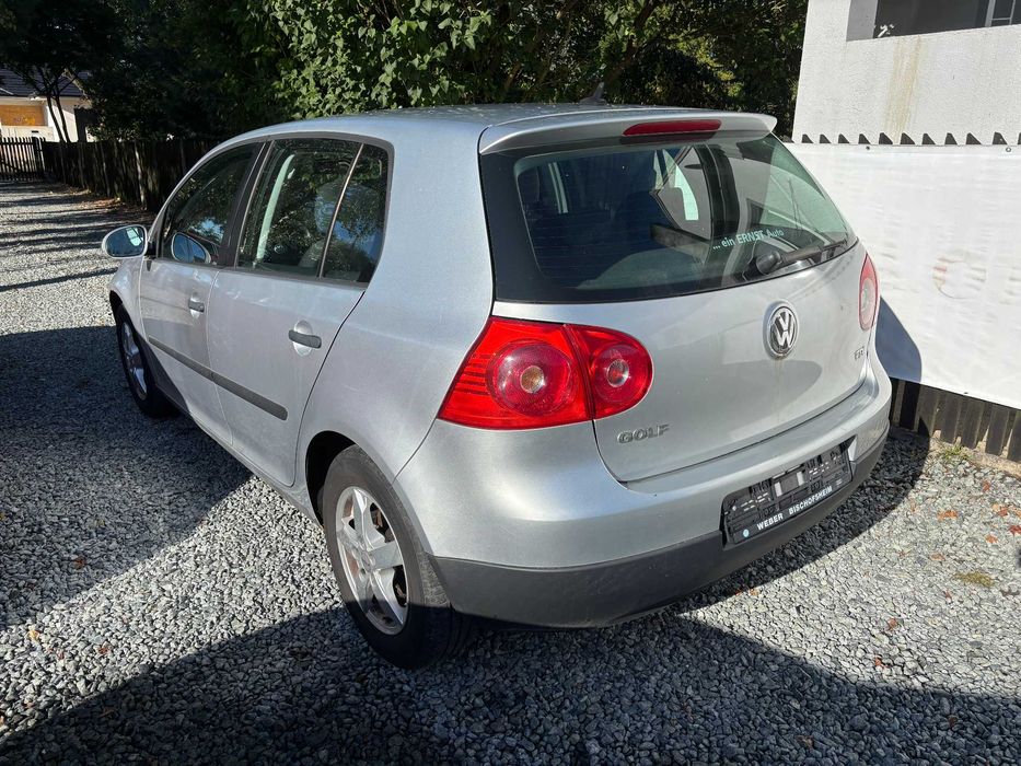 VW GOLF V*1.9TDI 105KM*BKC*5dr*Klimatronik*oryg. przebieg*z Niemiec