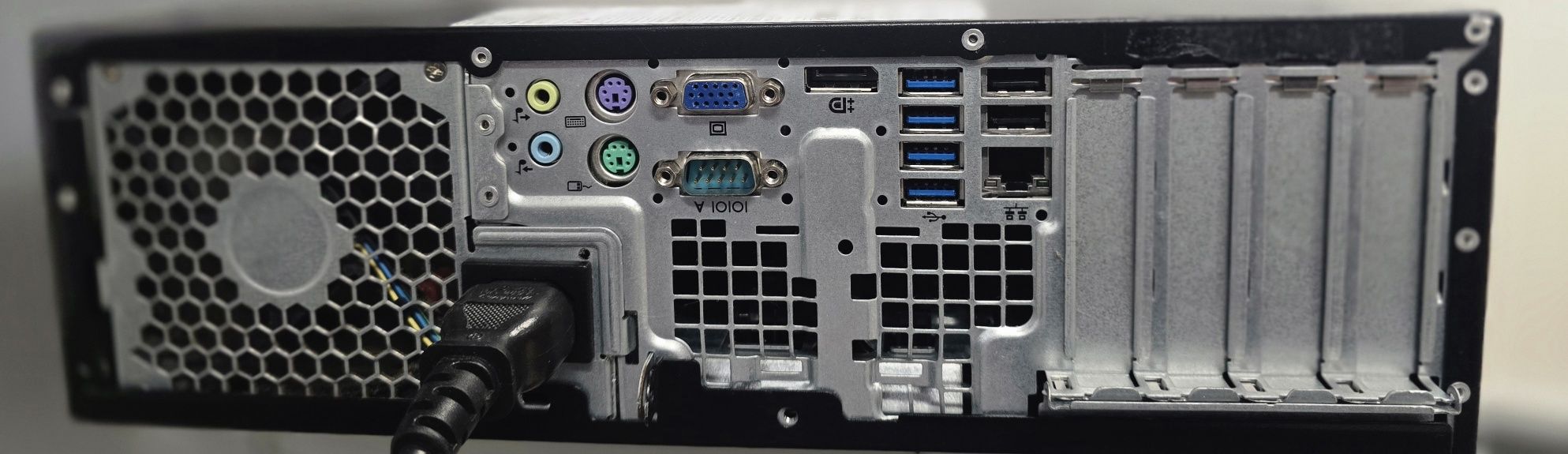 HP compaq elite 8300 SFF