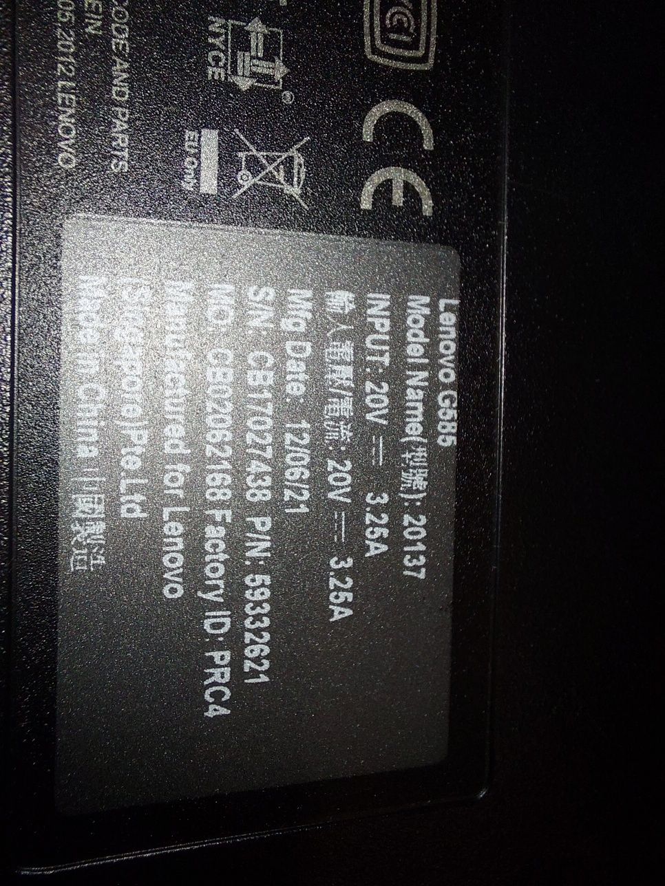 Laptop Lenovo G585 15,6 " AMD E1 4 GB / 500 GB czarny